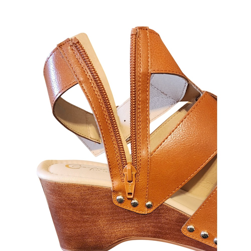 Comfort EST. 1946 Brown Faux Leather Gladiator Studded Wedge Sandals Size 11W - Picture 6 of 8
